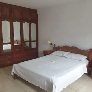 Palmont Commercial Self-catering - Beau Vallon Beau Vallon (Mahe)